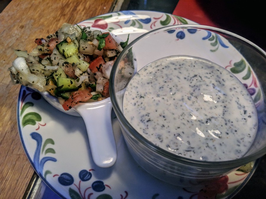 The mint yogurt sauce and the onion salad from the Curry Secret book, too. Both are not quite up to scratch. I don't know if it's the mint sauce from Lidl or my skimping on the green food colouring, but both are not quite there.