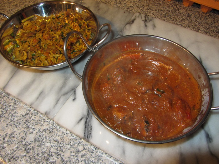 Chicken Vindaloo and Mushroom Rice