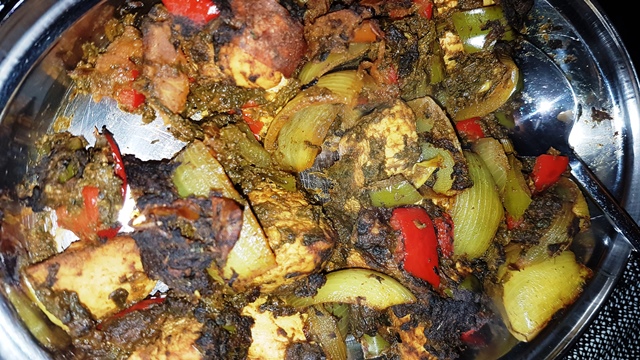 chicken Bhuna with spianch.jpg