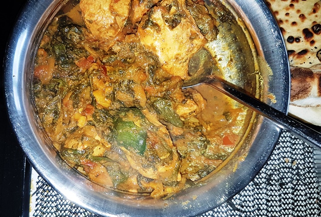 Chicken Garlic Saag  (Mine)(1).jpg