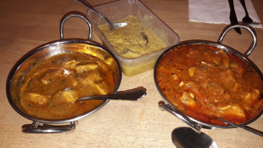 Left - TA mild chicken curry, Middle - CA's Chicken Dhansak, Right - SB's Garlic Chilli Chicken