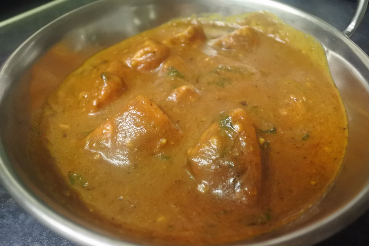 Andrw's Medium Chicken Curry.